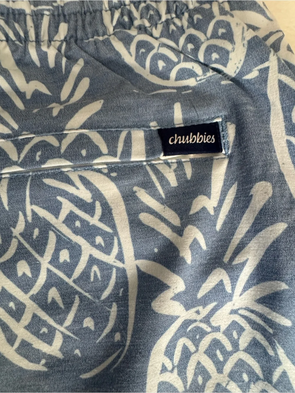 chubbies Blue Pineapple-Print Men's Swim Trunks